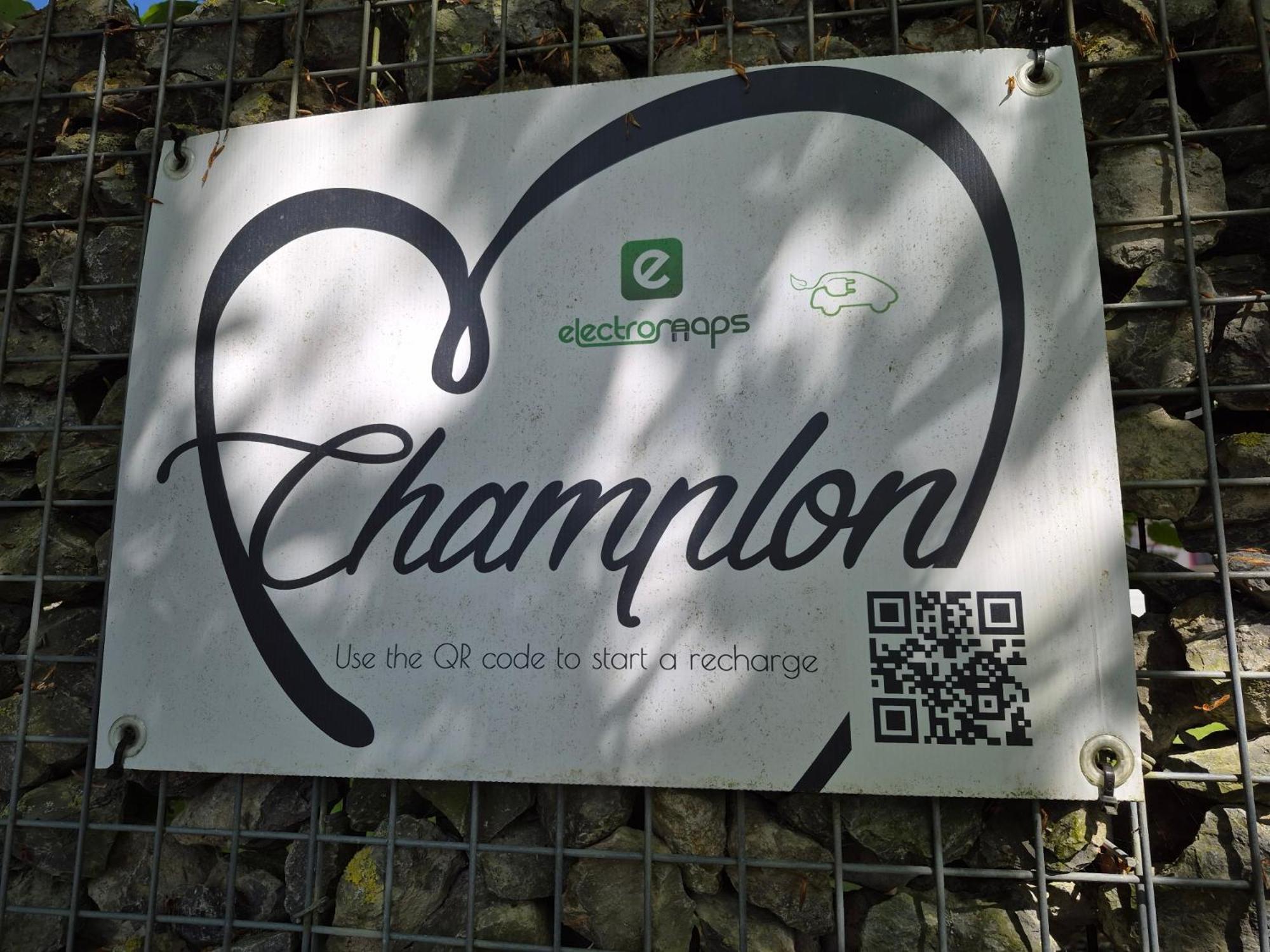 Gite Au Coeur De Champlon Exterior photo